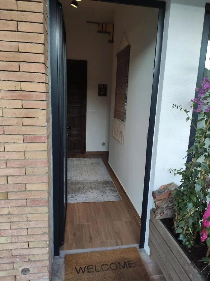 Apartment Cozy Place, Big Roof Terrace & Spectacular Views. Cabrils Spain